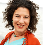 Ranya Verson - Headshot
